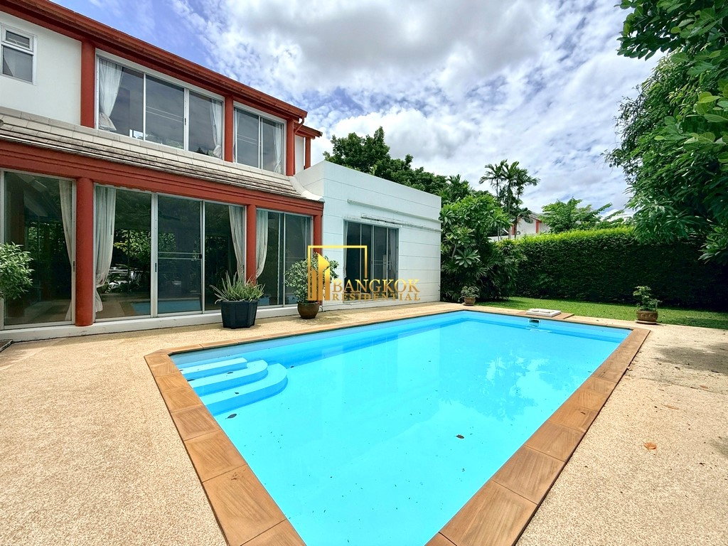 picture Expansive 4 Bedroom House With Pool Near Thonglor Area - BR28183SH - 1/38