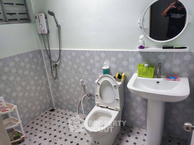 รูป ทาวน์เฮ้าส์ 2 ห้องนอน ขาย ใน ม.แก้วแสนเจ็ด สวนสยาม 16 ใกล้ รามอินทรา (ID 3064503) - รูปที่ 4/8