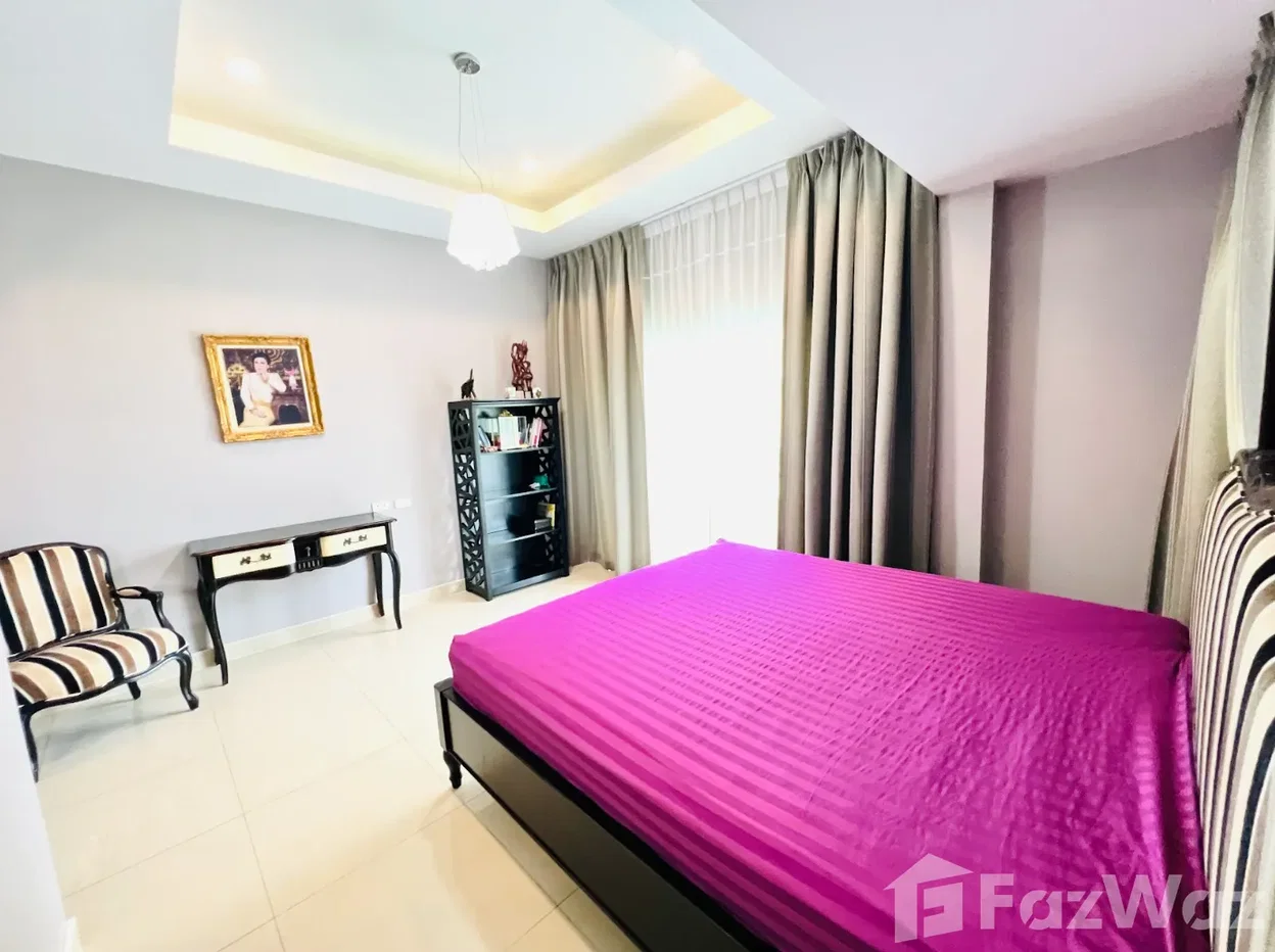 picture Spacious Pool Villa for Sale 1961556 - 29/40