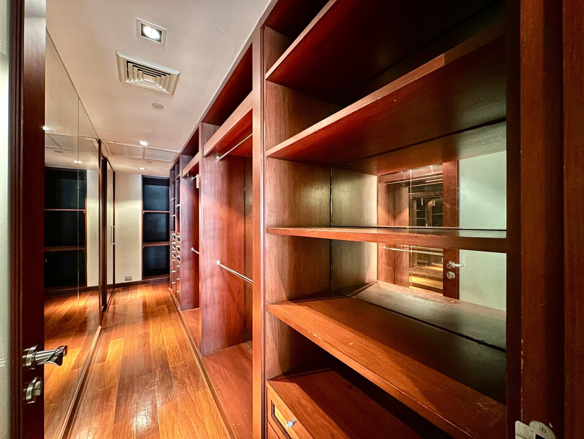 picture Le Raffine 31 | Elegant 3 Bedroom Duplex Condo in Prime Area - BR9210CD - 21/60