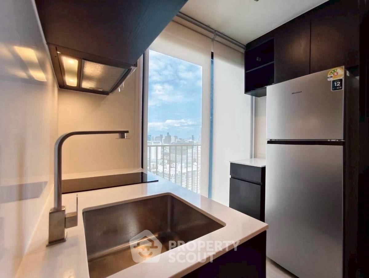 picture High-Floor 1-BR 30 Sqm At Nue District R9, MRT Phra Ram 9 (200m) (ID 3063437) - 14/17