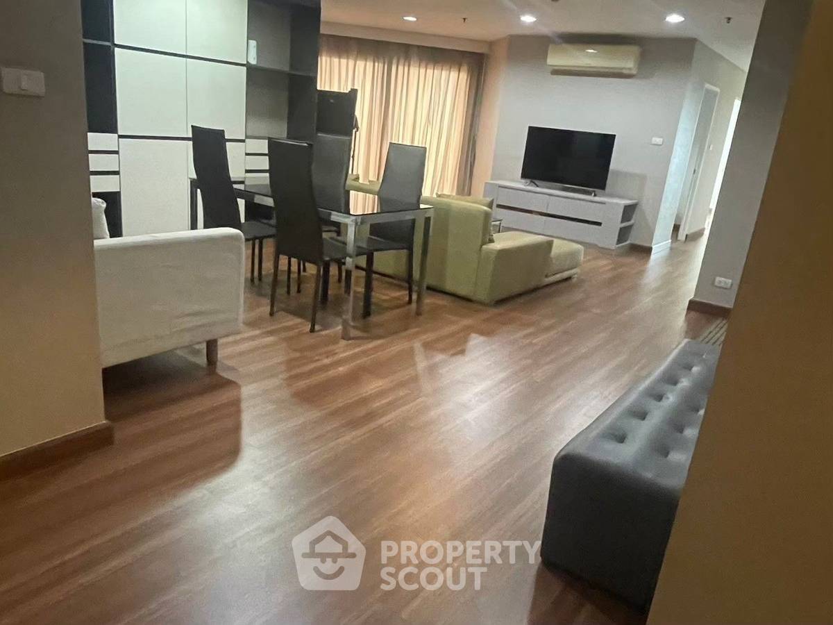 picture High-Floor 3-BR 106 Sqm Condo At Belle Grand Rama 9 Near MRT Phra Ram 9 (ID 2410530) - 4/26