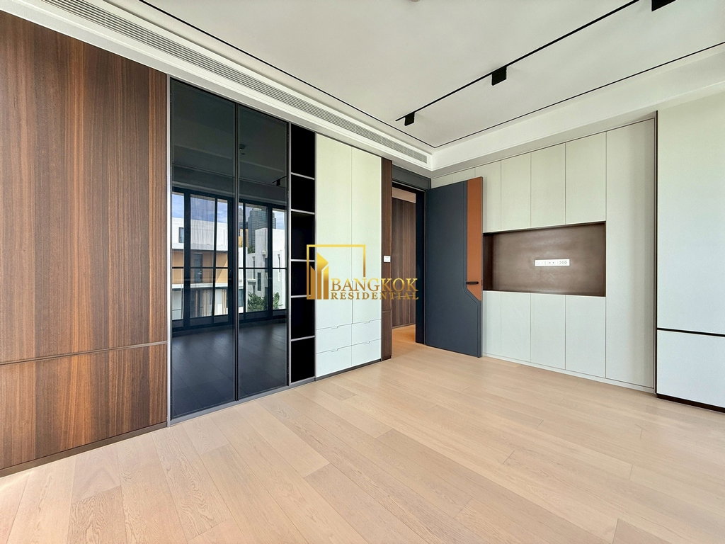 รูป Culture 188 | Modern 5 Bedroom Luxury House on Rama 9 Road - BR28356SH - รูปที่ 32/49