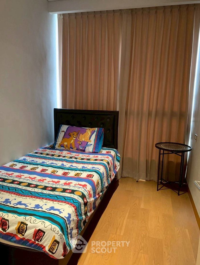 picture 2-BR Condo, The Lumpini 24, 55 Sqm, Near BTS Phrom Phong (ID 3064754) - 5/12