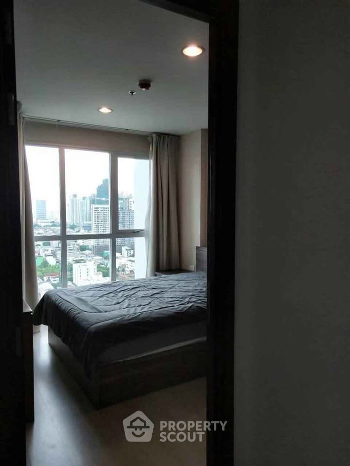 รูป คอนโด 1 ห้องนอน Rhythm Sathorn-Narathiwas ใกล้ BTS ช่องนนทรี (ID 3066036) - รูปที่ 4/7
