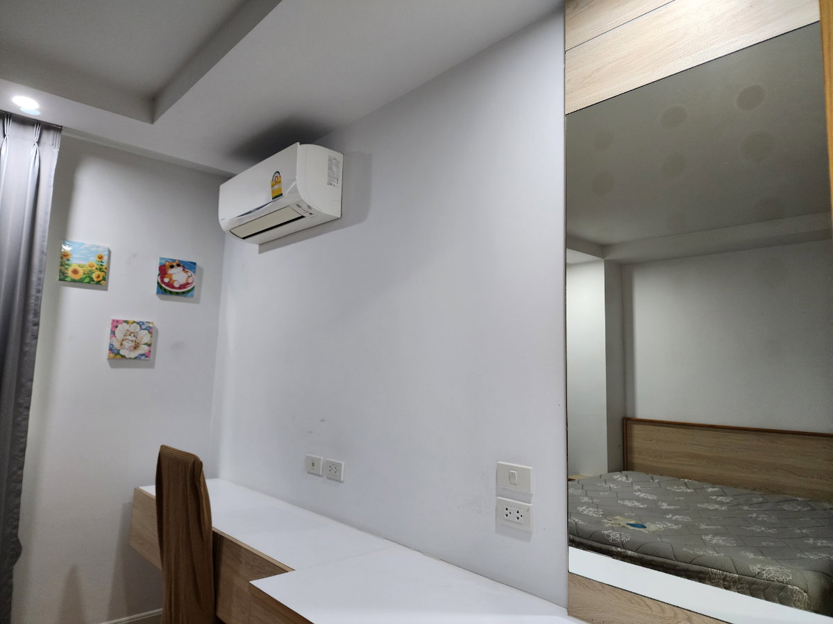 รูป วี คอนโด ศาลายา (V Condo Salaya) ตึก V7  ชั้น 7  ห้องมุม พร้อมหน้าต่างห้องนั่งเล่น รับแสงธรรมชาติ  - รูปที่ 8/17