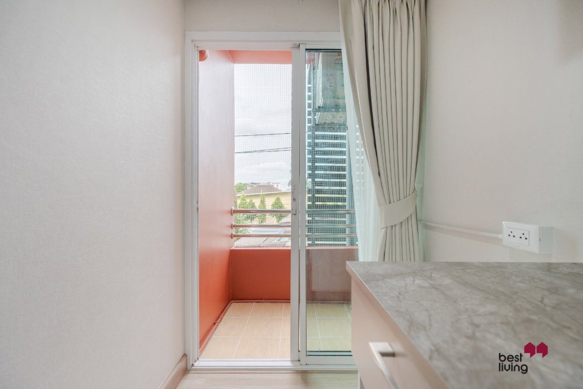 picture The Tropical Condominium near BTS On Nut - 23/24
