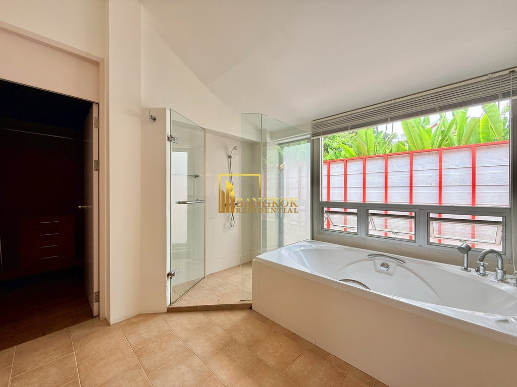 picture Expansive 4 Bedroom House With Pool Near Thonglor Area - BR28183SH - 22/38