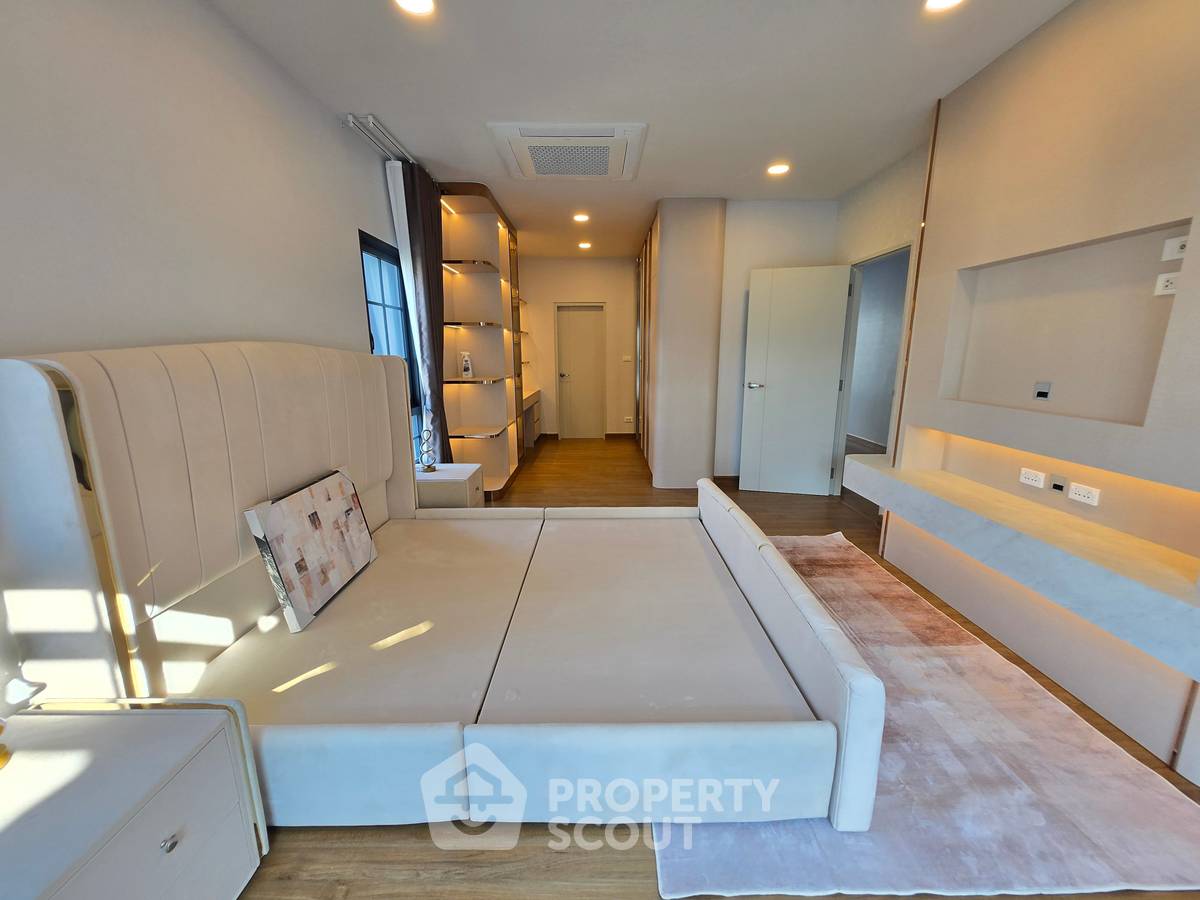 รูป บ้านเดี่ยว 4 ห้องนอน ขาย 300 ตร.ม. โครงการ Centro Bangna บางแก้ว (ID 2519051) - รูปที่ 8/14