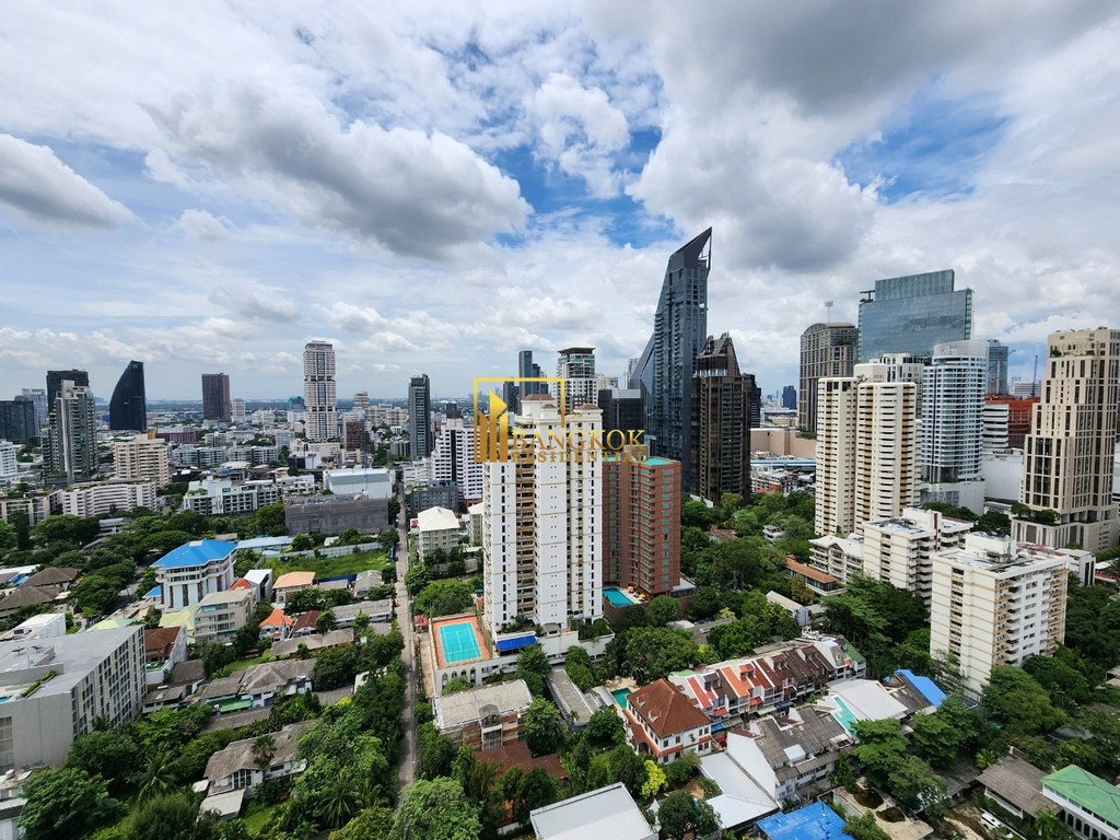 picture H Sukhumvit 43 | Beautiful 4 Bedroom Duplex Penthouse Condo - BR16251CD - 33/50