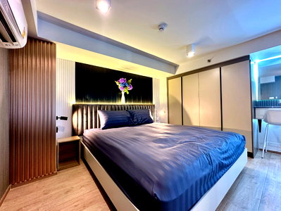 Condos for rent : IDEO Rama 9–Asoke | High-floor | duplex unit | with stunning city views