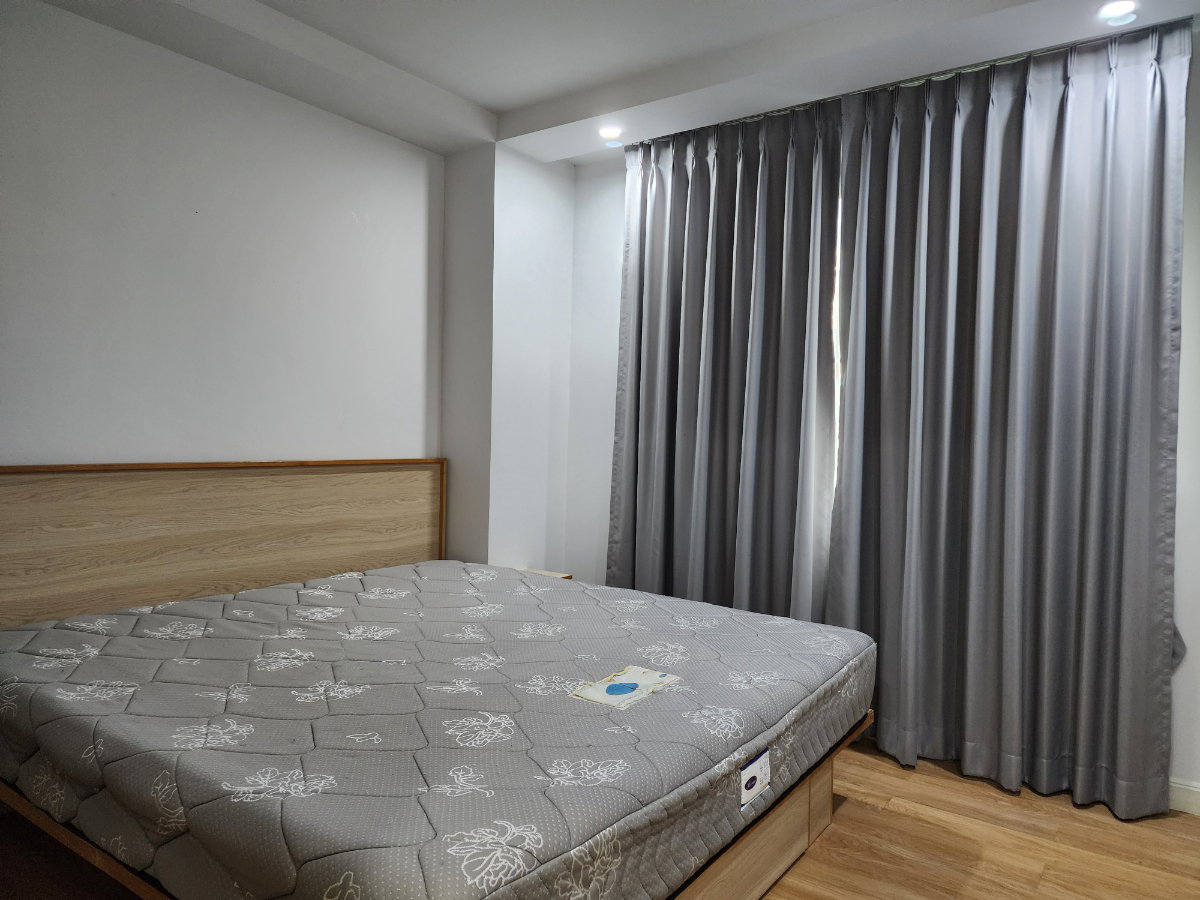 รูป วี คอนโด ศาลายา (V Condo Salaya) ตึก V7  ชั้น 7  ห้องมุม พร้อมหน้าต่างห้องนั่งเล่น รับแสงธรรมชาติ  - รูปที่ 1/17