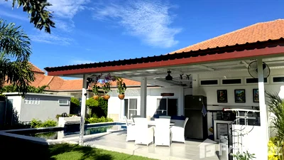Houses for sale Hua Hin Prachaubkirikhan : Beautiful Custom Private Pool villa 1779930