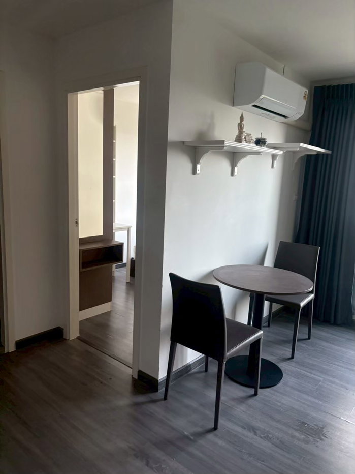 picture FOR RENT: The Trust Condo @ BTS Erawan - 6/9