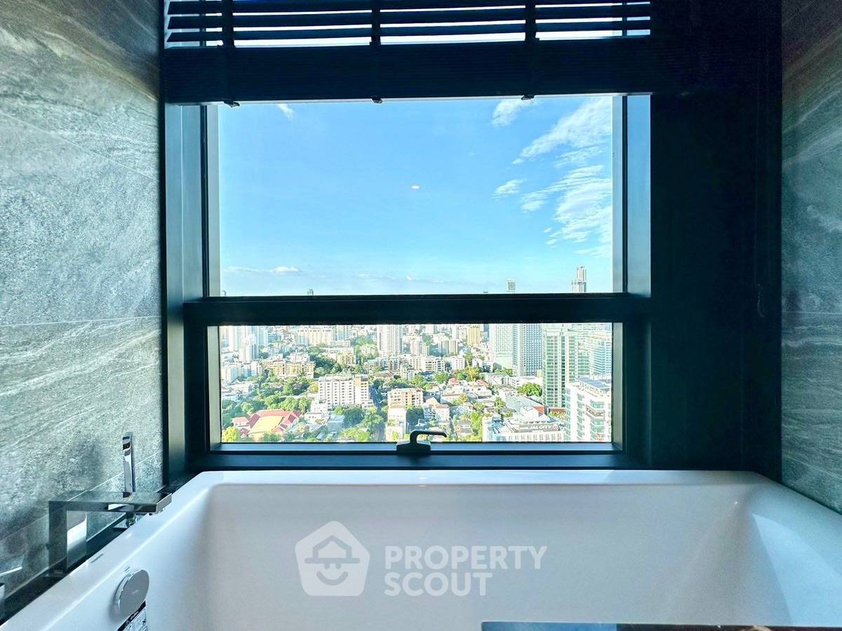 picture 2-BR Condo At The Esse Sukhumvit 36, 70m To BTS Thong Lor (ID 3063244) - 8/16