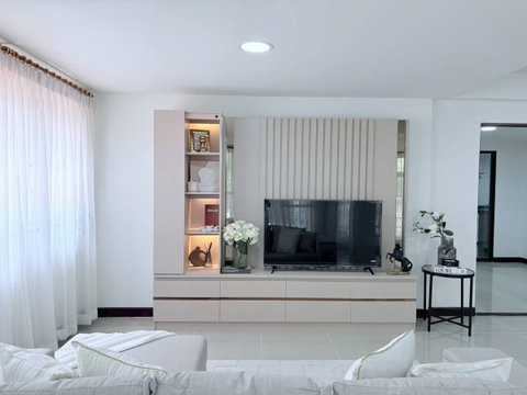 [VR0502] 🔥 120,000/Month | Pracharat Bamphen 17 Massive 500 sqm House 6BR 4BA Prime Huay Kwang-Ratchada Hub Foreigners Welcome! 🔥