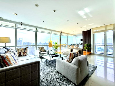 คอนโดให้เช่า : Athenee Residence | Remarkable 3 Bed Condo in Phloenchit - BR1855CD