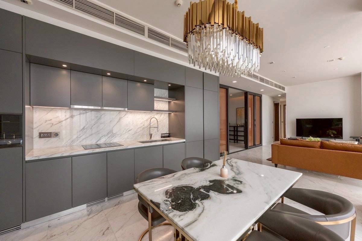 picture Renting The Monument Thonglor 2bed nice decor no pet - 4/10