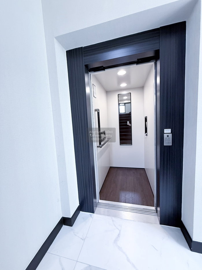 รูป (NEW) บ้านหรู 3 ชั้น ติดถนนใหญ่ พร้อมลิฟต์ในตัว วิวสวน แกรนด์ บางกอก บูเลอวาร์ด ราชพฤกษ์ - พระราม 5 CX-160998 ✅ ทักไลน์ @connexproperty ตอบทันที ทีมงานมืออาชีพ ✅ - รูปที่ 11/12