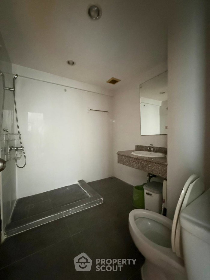picture 2-BR 89 Sqm Condo At Sukhumvit Park, 400m to BTS Asok (ID 3064665) - 13/20