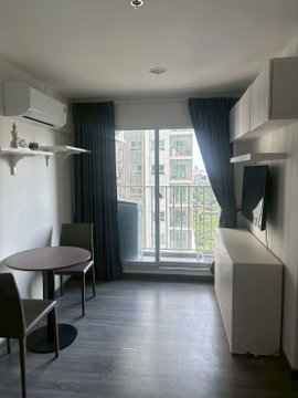 FOR RENT: The Trust Condo @ BTS Erawan