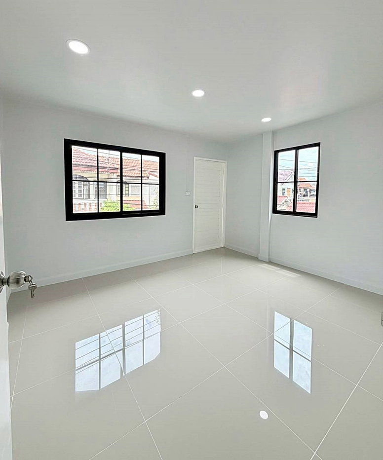 รูป บ้านสวย 3 ห้องนอน  #หมู่บ้านบัวทอง 2  บางใหญ่  MRT สถานีคลองบางไผ่ อยู่หน้าหมู่บ้าน  ใกล้เซ็นทรัล เวสเกต - รูปที่ 14/18