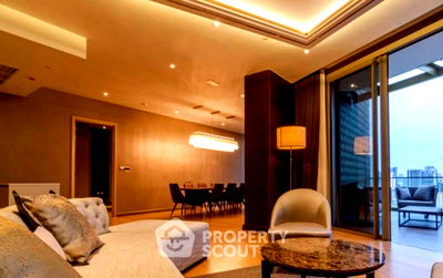 คอนโดให้เช่า : คอนโด 3 ห้องนอน Magnolias Waterfront Residences พื้นที่ 217 ตร.ม. ใกล้ BTS สะพานตากสิน (ID 3032241)