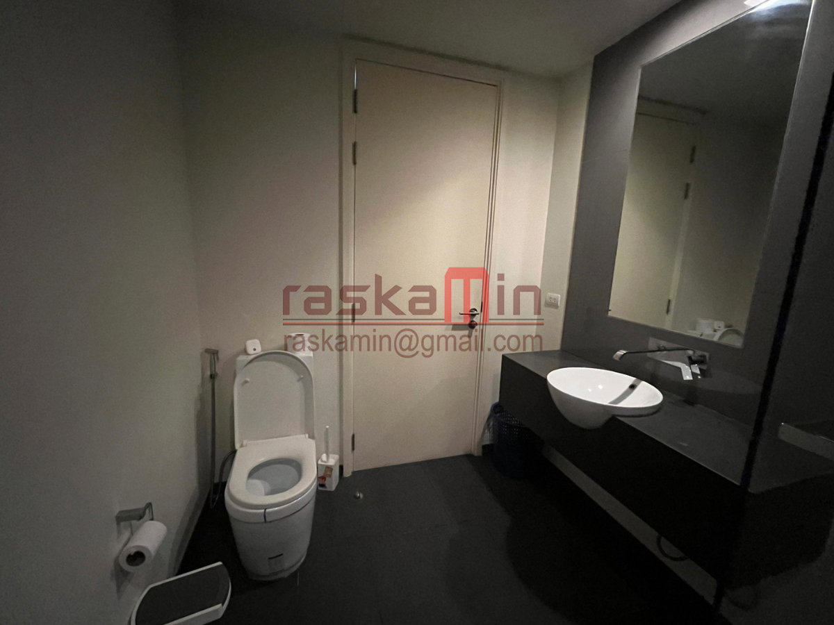 picture Zire Wongamat | Beachfront Condo for Sale | 2 Bed 2 Bath 98 sqm High Floor Sea View - 16/22