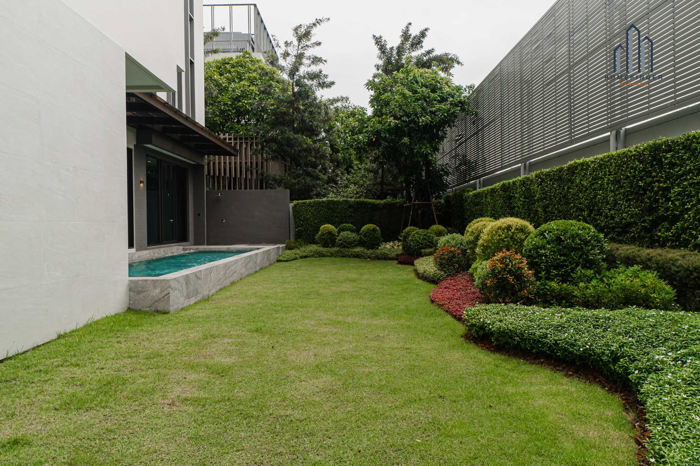 รูป 95E1 – Ninety Five East One 4 bedrooms, for sale - รูปที่ 27/69