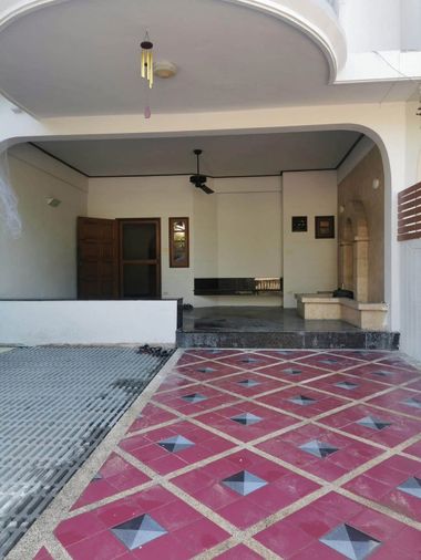 3-bed townhouse for rent, 18 sq wah, Racha Villa