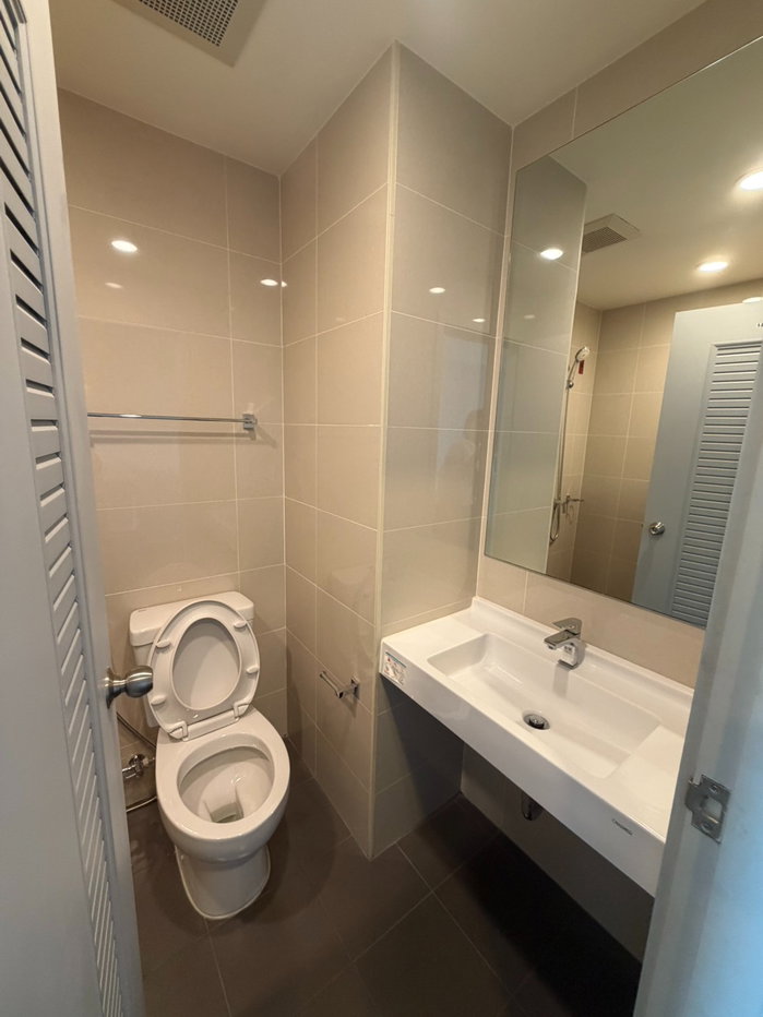 picture Condo for rent A space Mega, next to Ikea - 7/10