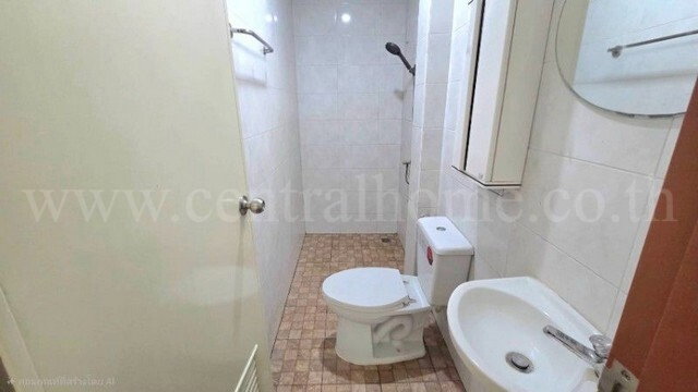 รูป บ้านเดี่ยว 2 หลังสร้างติดกัน ราษฎร์อุทิศ 50 กรุงเทพ ขายขาดทุน - รูปที่ 16/19