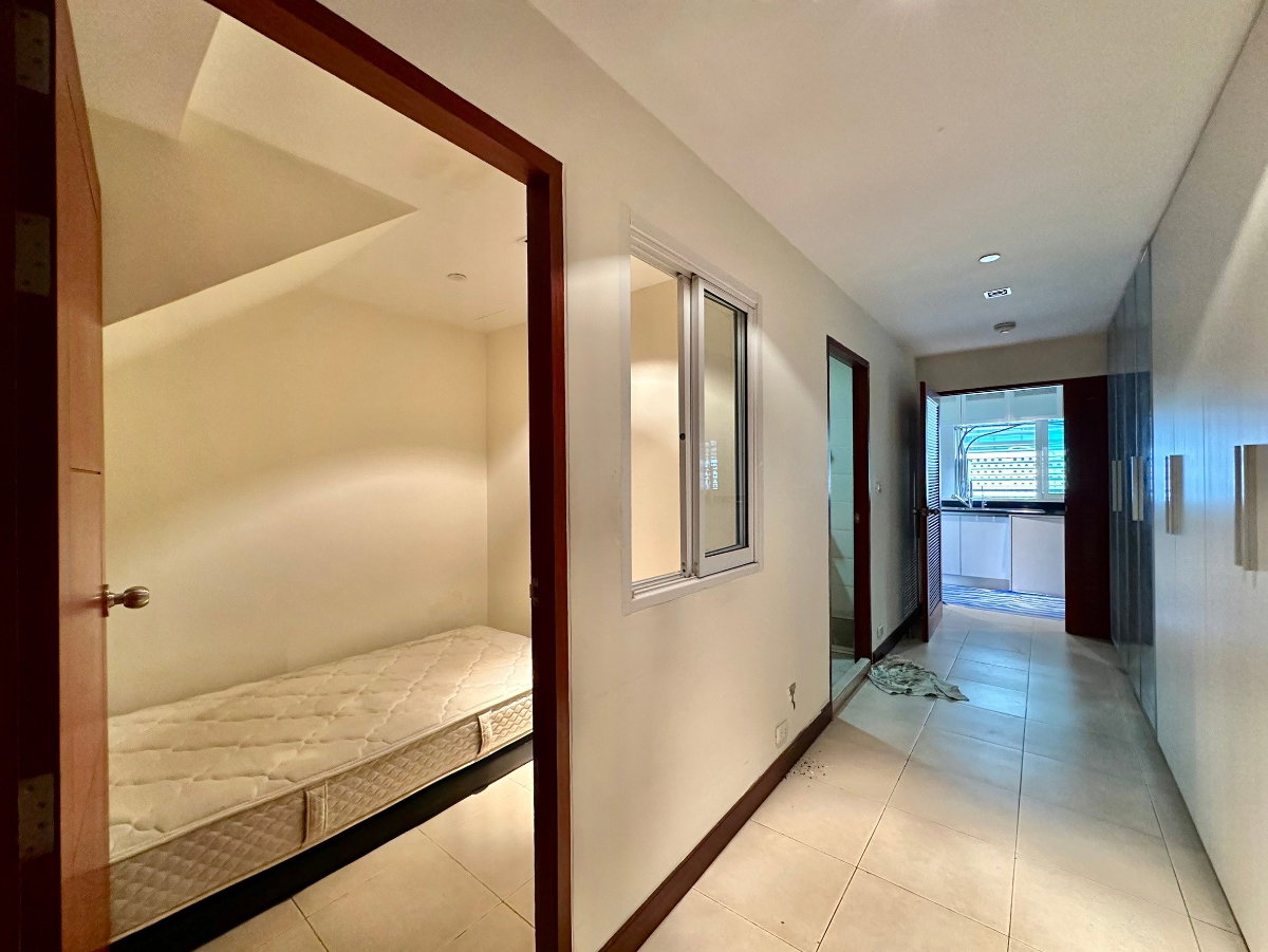 picture Le Raffine 31 | Elegant 3 Bedroom Duplex Condo in Prime Area - BR9210CD - 37/60