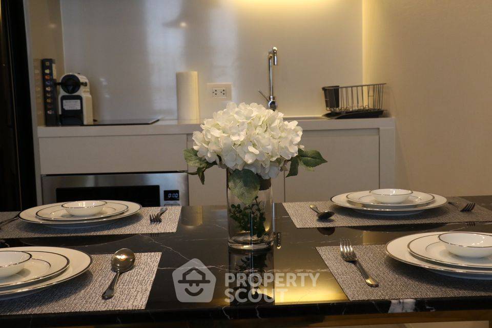 picture 1-BR Condo For Rent, Noble Ploenchit, 100m to BTS Phloen Chit (ID 861653) - 11/14