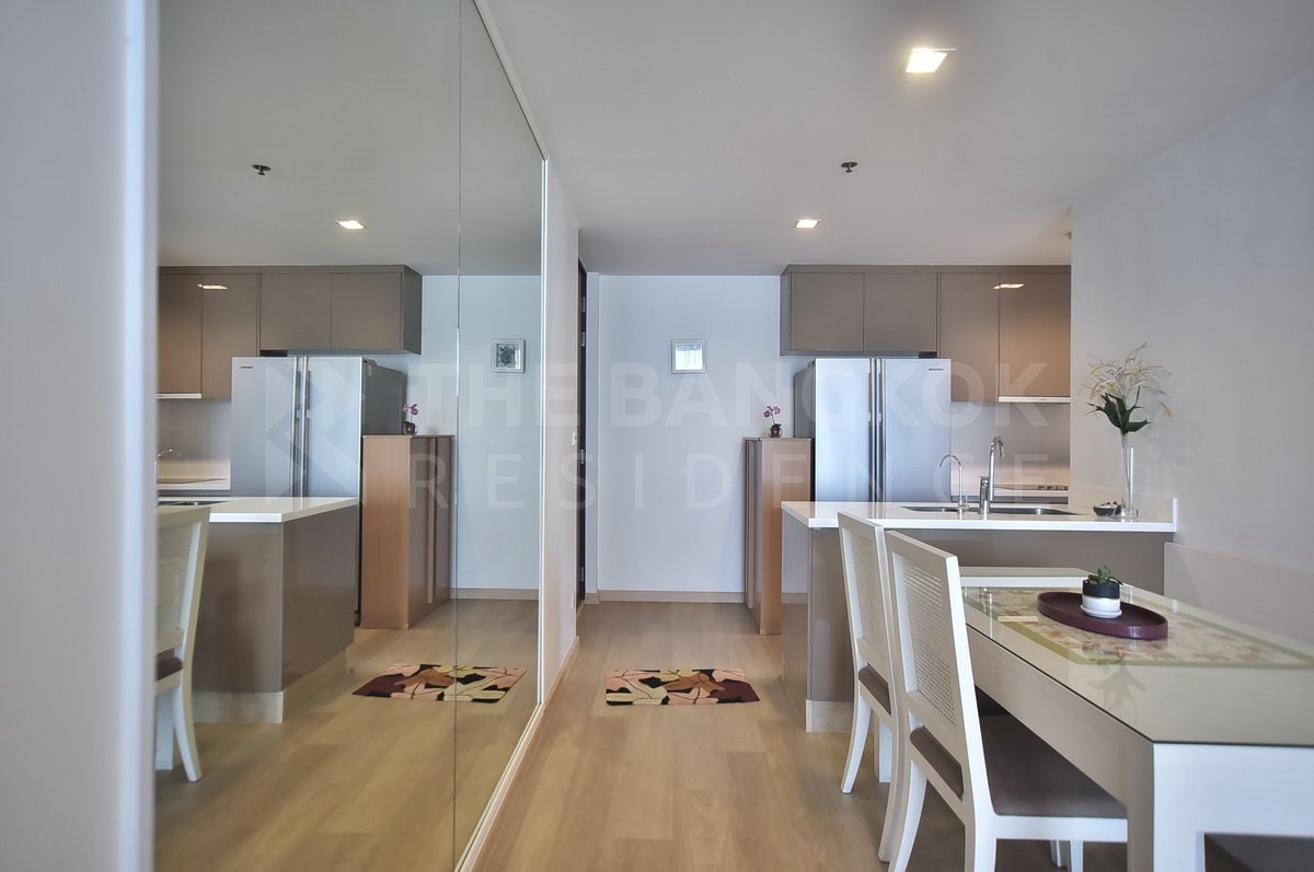 picture Big discount, full deal Siri At Sukhumvit near BTS Thong Lo - 8/10