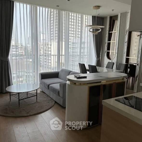 รูป คอนโด 2 ห้องนอน 55 ตร.ม. ขาย Noble Around Sukhumvit 33 ใกล้ BTS พร้อมพงษ์ (ID 3064739) - รูปที่ 1/12