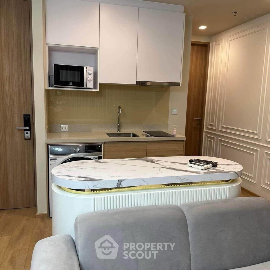 รูป คอนโด 2 ห้องนอน 55 ตร.ม. ขาย Noble Around Sukhumvit 33 ใกล้ BTS พร้อมพงษ์ (ID 3064739) - รูปที่ 6/12