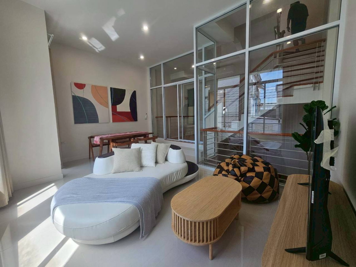 รูป ทาวน์โฮม 3 ชั้น ให้เช่าบ้านกลางเมือง บริติซทาวน์ ศรีนครินทร์  (SPSAD4077) - รูปที่ 10/21