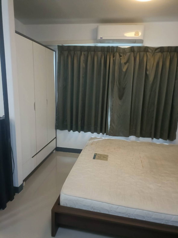 picture The Avenue Spring for rent the best price. - 4/12