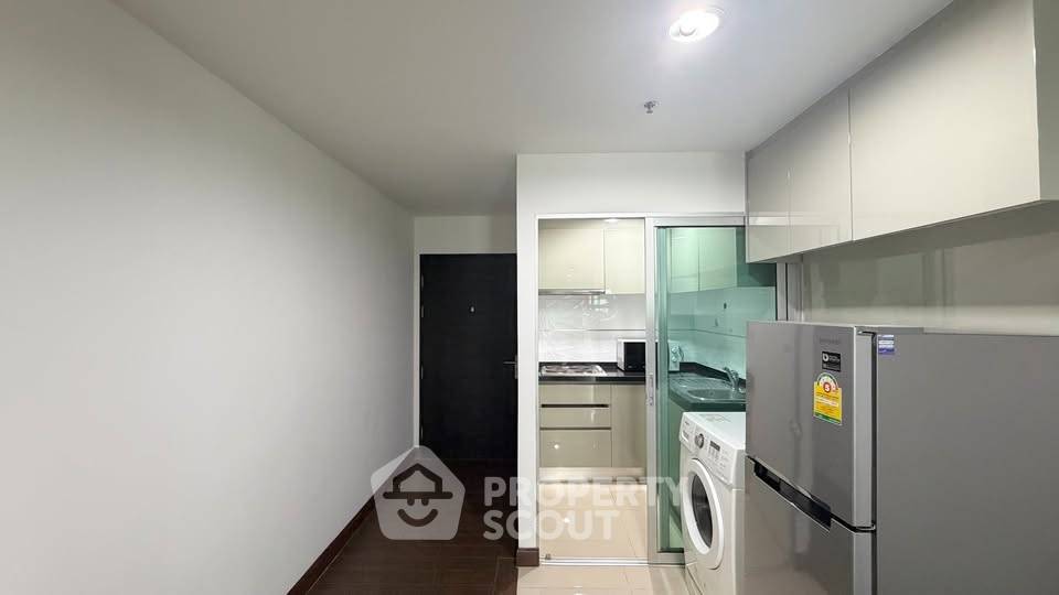 picture 2-BR Condo On 20th Floor, 67 Sqm, Belle Grand Rama 9 Near MRT Phra Ram 9 (ID 3066072) - 3/12