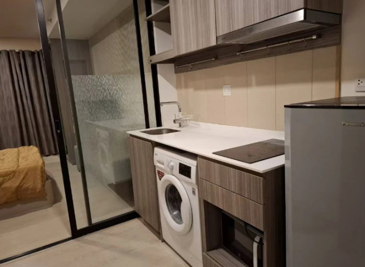 picture 🔥 **HOT DEAL FOR RENT! Luxury Pool View Condo at KnightsBridge Phaholyothin Interchange – Ready to Move In!** 🔥 - 7/10
