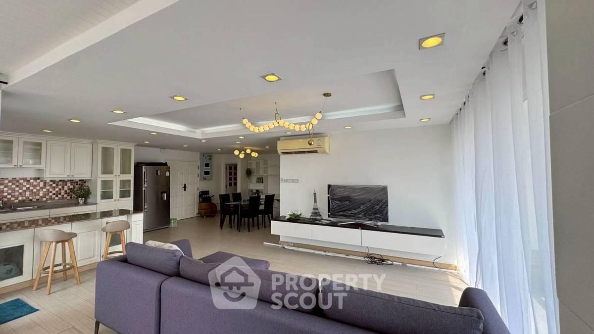 รูป คอนโด 3 ห้องนอน 150 ตร.ม. ชั้น 21 ที่ ศรีวรา แมนชั่น คอนโดมิเนียม 1 ใกล้ MRT ศูนย์วัฒนธรรม 400 ม. (ID 3062963) - รูปที่ 1/19