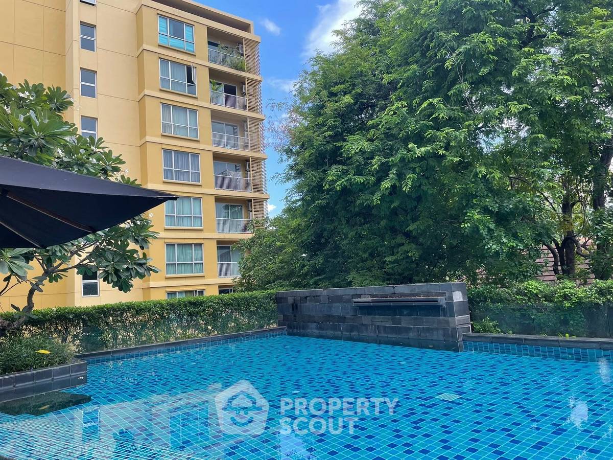 รูป คอนโด 1 ห้องนอน 40 ตร.ม. ที่ Hive สุขุมวิท 65 ใกล้ BTS เอกมัย 300 ม. (ID 551967) - รูปที่ 9/9