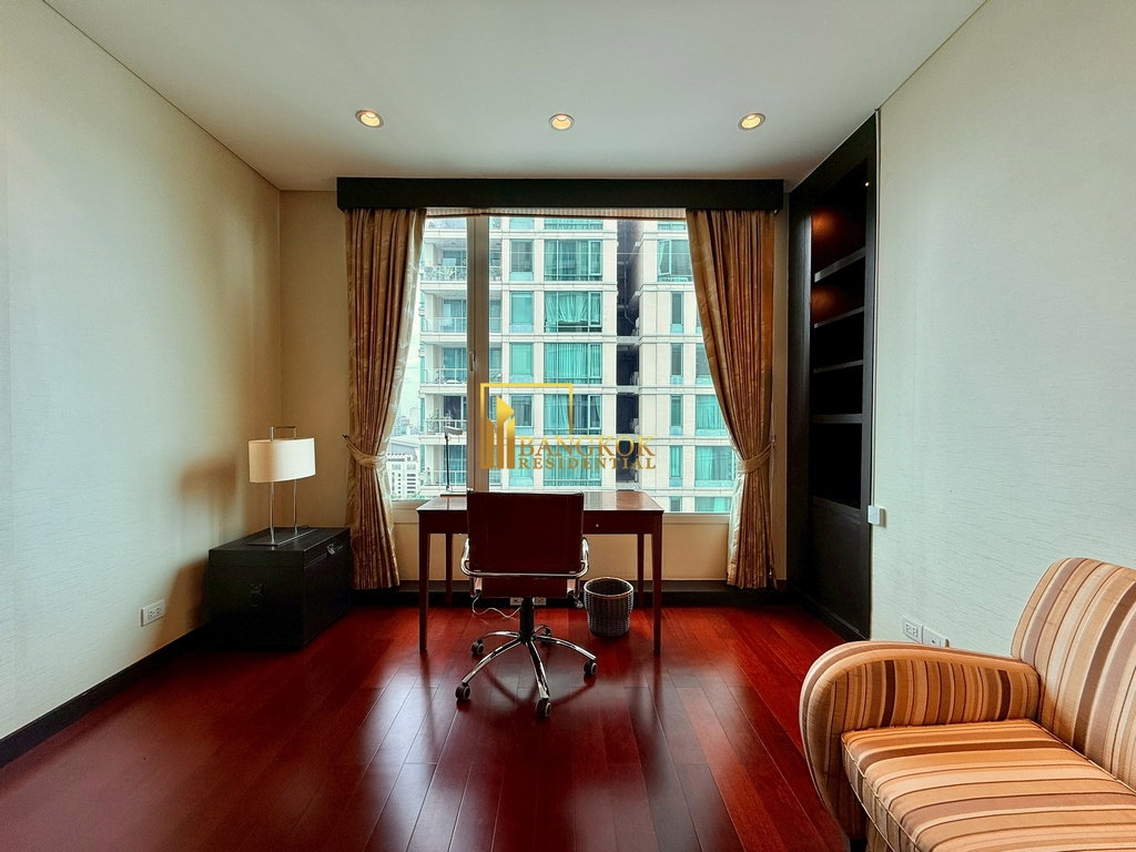 รูป The Park Chidlom | Elegant 3 Bedroom Luxury Condo For Rent - BR14752CD - รูปที่ 29/55