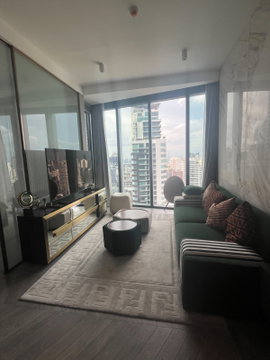  Pet Friendly!!Corner Unit Built-in Luxury • 25th Floor • For Rent: The Estelle Phrom Phong – A Super Luxury Condominium by Raimon Land 55.63 sq.m. 