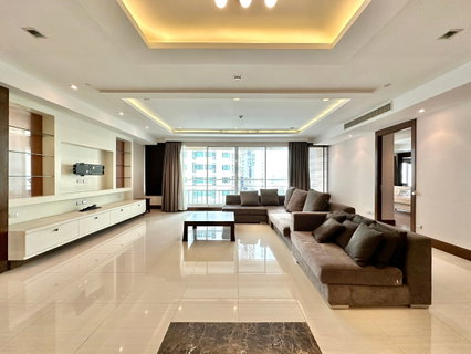 Ideal 24 | Elegant 4 Bed Luxury Condo in Phrom Phong Area - BR14992CD