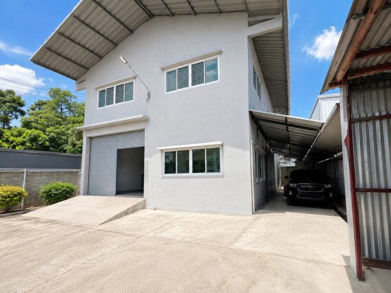 รูป ใกล้รพ.บางปะกอก1 850 ม. โรงงาน 506 ตร.ม. ให้เช่า 2 ชั้น 4 นอน 2 น้ำ 114 ตร.ว.สุขสวัสดิ์28-32 - รูปที่ 1/8