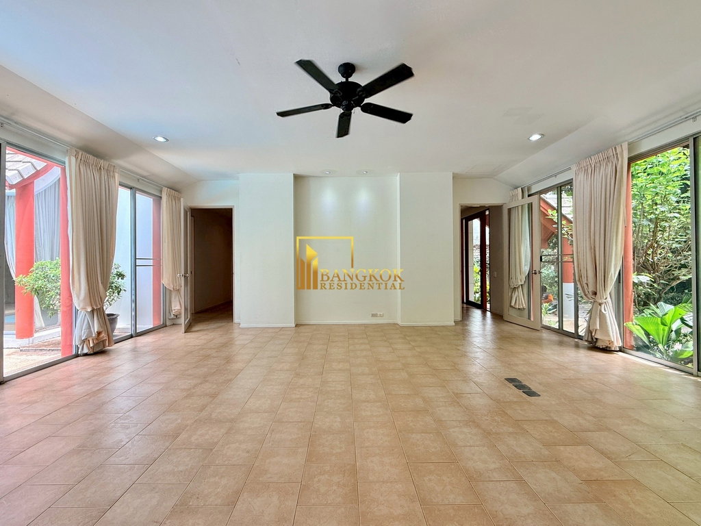 picture Expansive 4 Bedroom House With Pool Near Thonglor Area - BR28183SH - 9/38