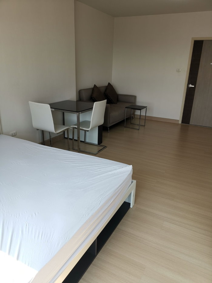 รูป Supalai Loft@Talat Phlu Station【𝐑𝐄𝐍𝐓】🔥ห้องสไตล์มินิมอล โทนอุ่น ฟีลโฮมมี่ ให้ความรู้สึกสบายเหมือนอยู่บ้านในทุกวัน🔥 ติดต่อไลน์ไอดี: @hacondo - รูปที่ 2/7