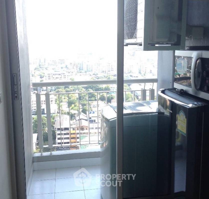picture 22nd-Floor 1-BR 36 Sqm Condo At Rhythm Ratchada, 100m to MRT Ratchadaphisek (ID 3060262) - 3/4